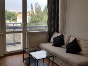 Pronájem bytu 1+kk, Praha, Hornoměcholupská, 22 m2