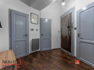 Prodej bytu 3+kk, Praha - Holešovice, U Uranie, 95 m2