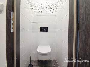 Pronájem bytu 2+1, Brno, Vysoká, 54 m2