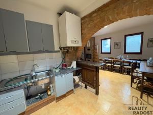 Prodej ubytování, Zaječí, Zahradní, 173 m2