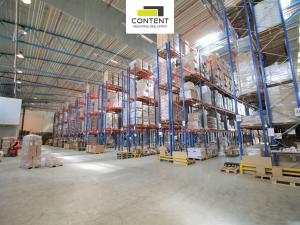 Pronájem výrobních prostor, Kněževes, Nad Kovárnou, 6398 m2