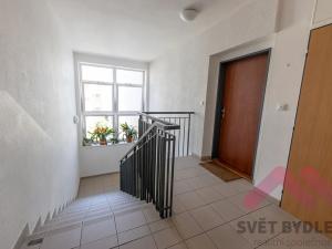 Pronájem bytu 3+kk, Praha - Dolní Měcholupy, V osikách, 76 m2