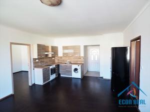 Prodej činžovního domu, Benátky nad Jizerou - Benátky nad Jizerou I, Husovo náměstí, 807 m2