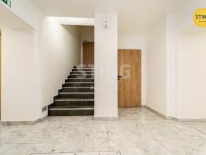 Pronájem bytu 1+kk, Ostrava - Moravská Ostrava, S. K. Neumanna, 30 m2