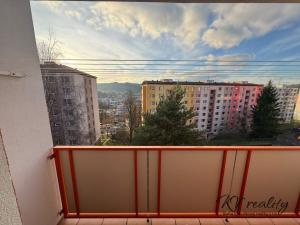 Pronájem bytu 1+1, Vsetín, Bratří Hlaviců, 32 m2