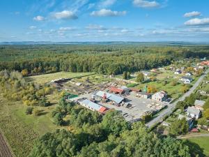 Prodej výrobních prostor, Seletice, 1508 m2