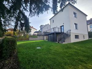 Pronájem rodinného domu, Praha - Hostivař, Herbenova, 190 m2