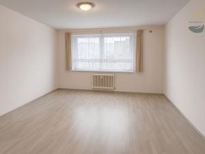 Prodej bytu 3+1, Klatovy - Klatovy V, Měchurova, 68 m2