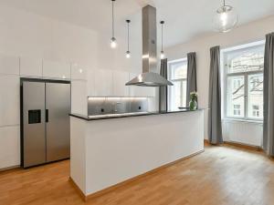 Pronájem bytu 3+1, Praha - Vinohrady, Mánesova, 118 m2