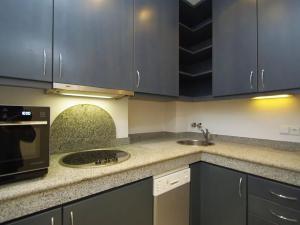 Pronájem bytu 3+1, Praha - Malá Strana, Hroznová, 73 m2