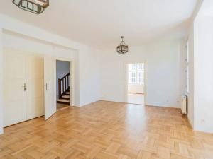 Pronájem vily, Praha - Střešovice, Cukrovarnická, 227 m2