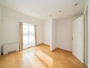 Pronájem bytu 5+1, Praha - Malá Strana, Újezd, 286 m2