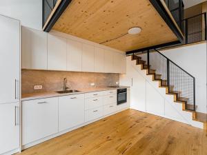 Pronájem bytu 3+kk, Praha - Košíře, Naskové, 97 m2