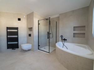 Prodej rodinného domu, Popovičky, Na Skalce, 340 m2