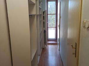 Pronájem bytu 2+1, Holešov, nám. Dr. E. Beneše, 67 m2