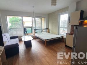 Pronájem bytu 1+kk, Pardubice - Polabiny, Bělehradská, 40 m2