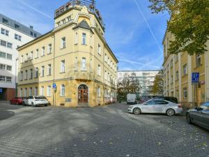 Pronájem bytu 2+kk, Praha - Vysočany, Zbuzkova, 44 m2