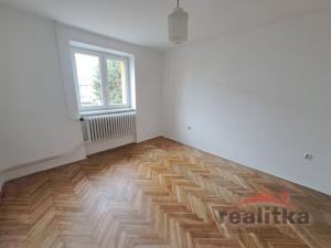 Prodej bytu 3+1, Opava, Polní, 69 m2