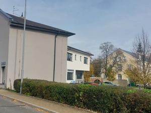 Pronájem obchodního prostoru, Uherské Hradiště, Stojanova, 76 m2