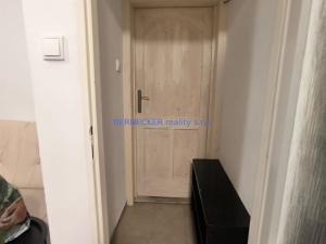 Pronájem bytu 1+kk, Hradec Králové, Švehlova, 18 m2