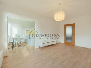 Pronájem bytu 3+1, Praha, V rovinách, 56 m2