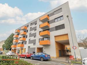 Prodej garážového stání, Brno - Královo Pole, Mojmírovo náměstí, 13 m2