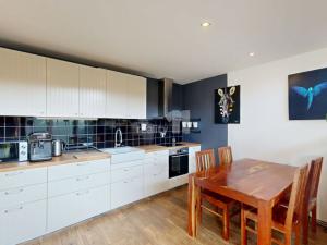 Prodej rodinného domu, Kralupy nad Vltavou - Zeměchy, Nad Rybníkem, 140 m2