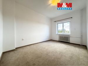 Pronájem bytu 2+1, Karlovy Vary - Stará Role, Závodu míru, 55 m2