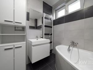 Pronájem bytu 2+kk, Holýšov, Belgická, 46 m2