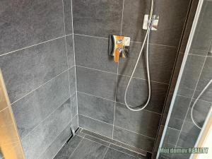 Pronájem bytu 3+kk, Praha - Vysočany, Ocelářská, 80 m2