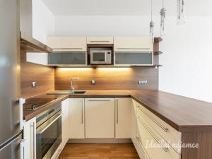 Pronájem bytu 2+kk, Říčany, Na Fialce, 48 m2