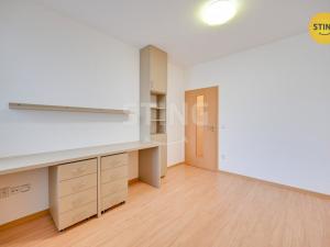 Prodej bytu 3+kk, Olomouc, Novosadský dvůr, 73 m2