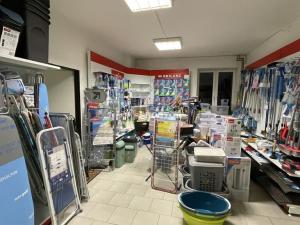 Pronájem obchodního prostoru, Jirny, Tovární, 197 m2