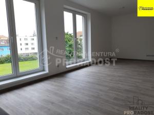 Pronájem bytu 2+kk, Hodonín, Komenského, 49 m2