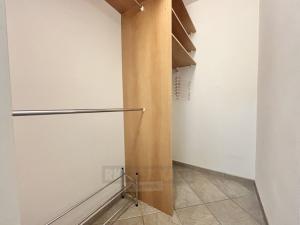 Pronájem bytu 2+1, České Budějovice - České Budějovice 2, Loucká, 58 m2