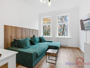 Prodej bytu 3+kk, Karlovy Vary, Jízdárenská, 46 m2