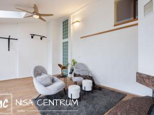 Prodej bytu 6+kk a větší, Praha - Vinohrady, Vozová, 260 m2