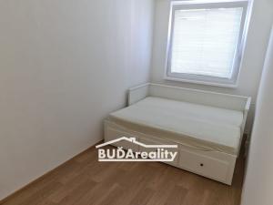 Pronájem bytu 2+1, Zlín, Okružní, 43 m2