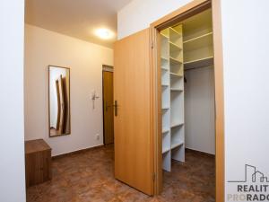 Pronájem bytu 2+kk, Praha, Benická, 80 m2