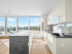 Pronájem bytu 3+kk, Znojmo, Jarošova, 84 m2