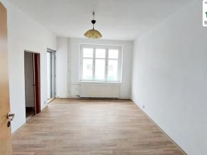 Pronájem bytu 3+1, Cheb, Karlova, 84 m2