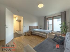 Prodej bytu 2+kk, Praha - Dolní Chabry, Ústecká, 58 m2