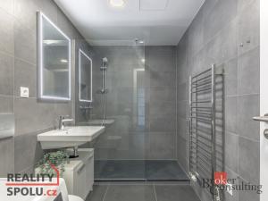 Prodej bytu 2+kk, Praha - Dolní Chabry, Ústecká, 58 m2