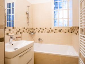 Pronájem bytu 3+kk, Praha - Vršovice, Moskevská, 64 m2