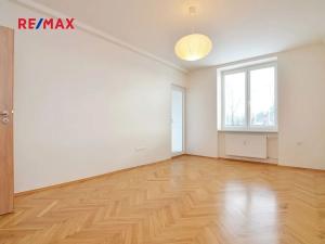 Pronájem bytu 3+1, Praha - Žižkov, Biskupcova, 78 m2