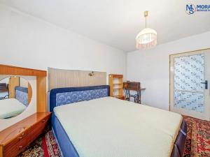 Prodej bytu 3+1, Maletín, 77 m2