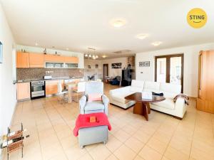 Prodej rodinného domu, Albrechtice, Bělehradská, 217 m2