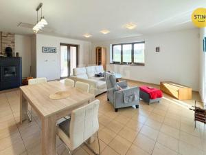 Prodej rodinného domu, Albrechtice, Bělehradská, 217 m2