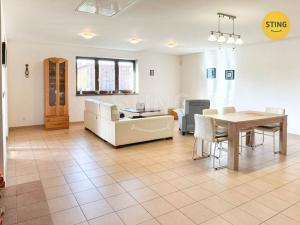 Prodej rodinného domu, Albrechtice, Bělehradská, 217 m2