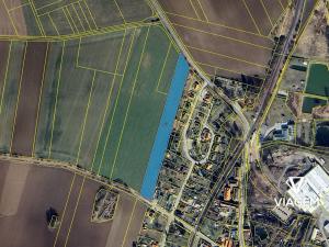 Prodej podílu pole, Skřivany, 2886 m2